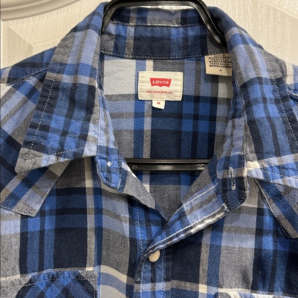 Levi's Navy and Light Blue Checkered Shirt - Picture 1 of 5